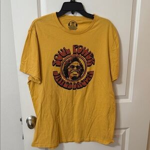 Lee Classic Fit Yellow T-Shirt